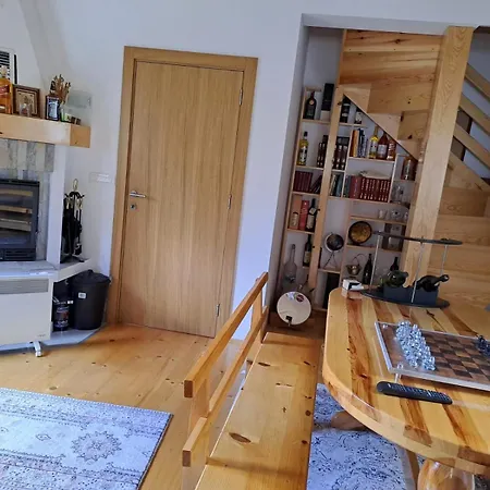 Tvoja Kucica Za Beg 2 Lägenhet Plesin