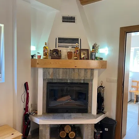 Tvoja Kucica Za Beg 2 * Plesin