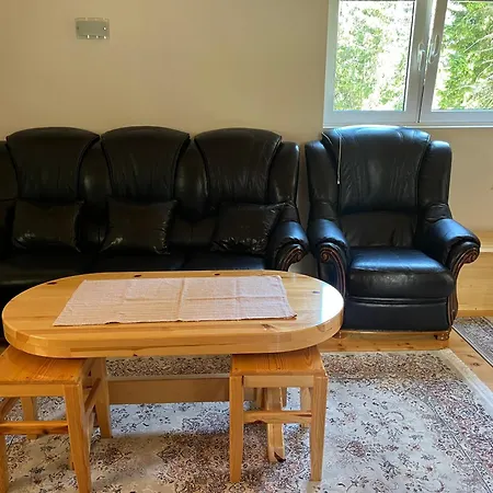 Tvoja Kucica Za Beg 2 Lägenhet Plesin